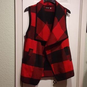 Yacun Black and Red buffalo plaid, open front vest